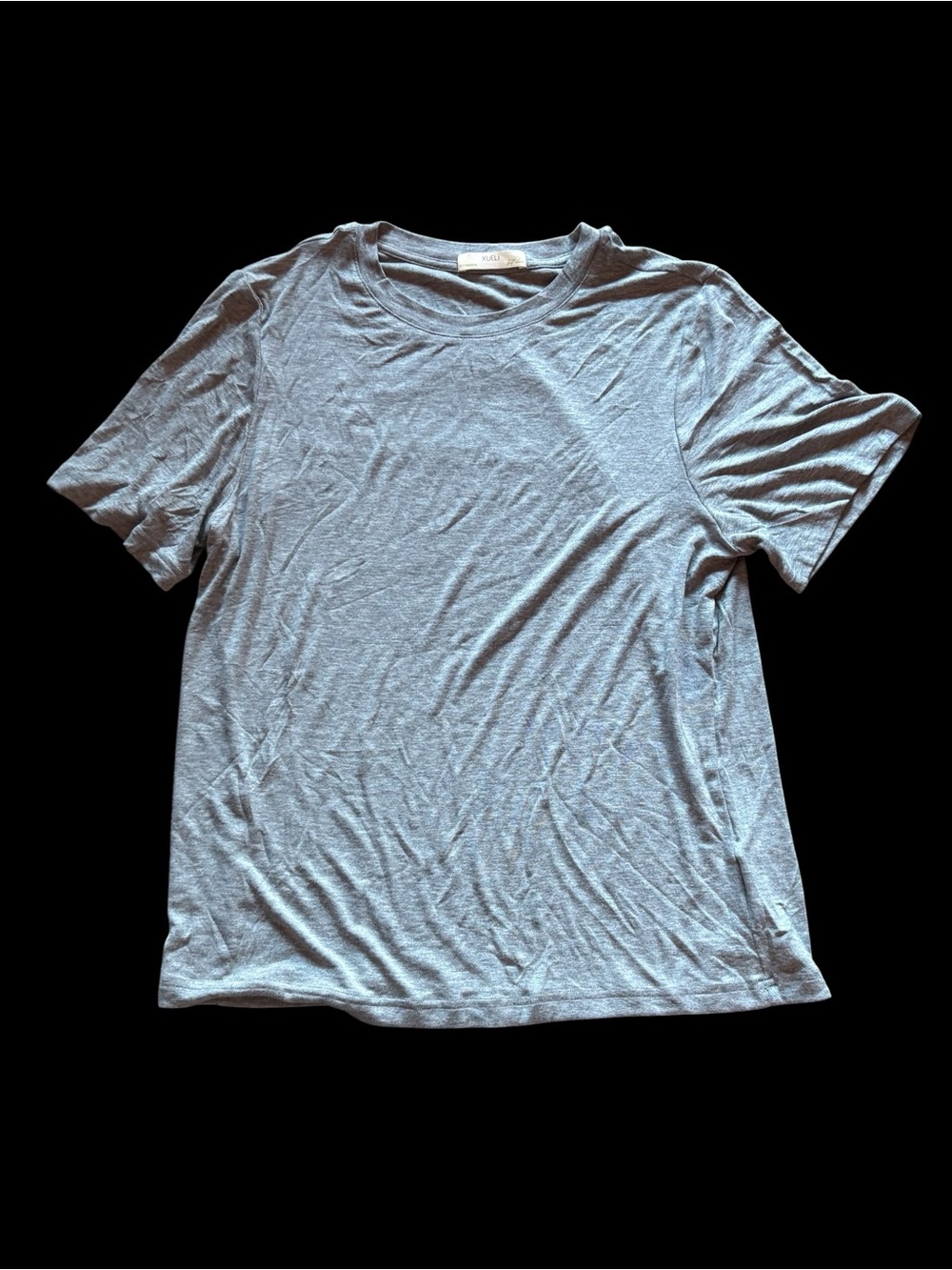 ✨Xueli Grey cotton t-shirt with a relaxed fit✨